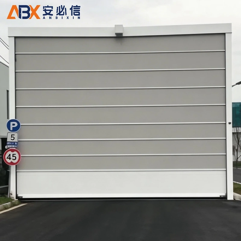 洛阳背带门